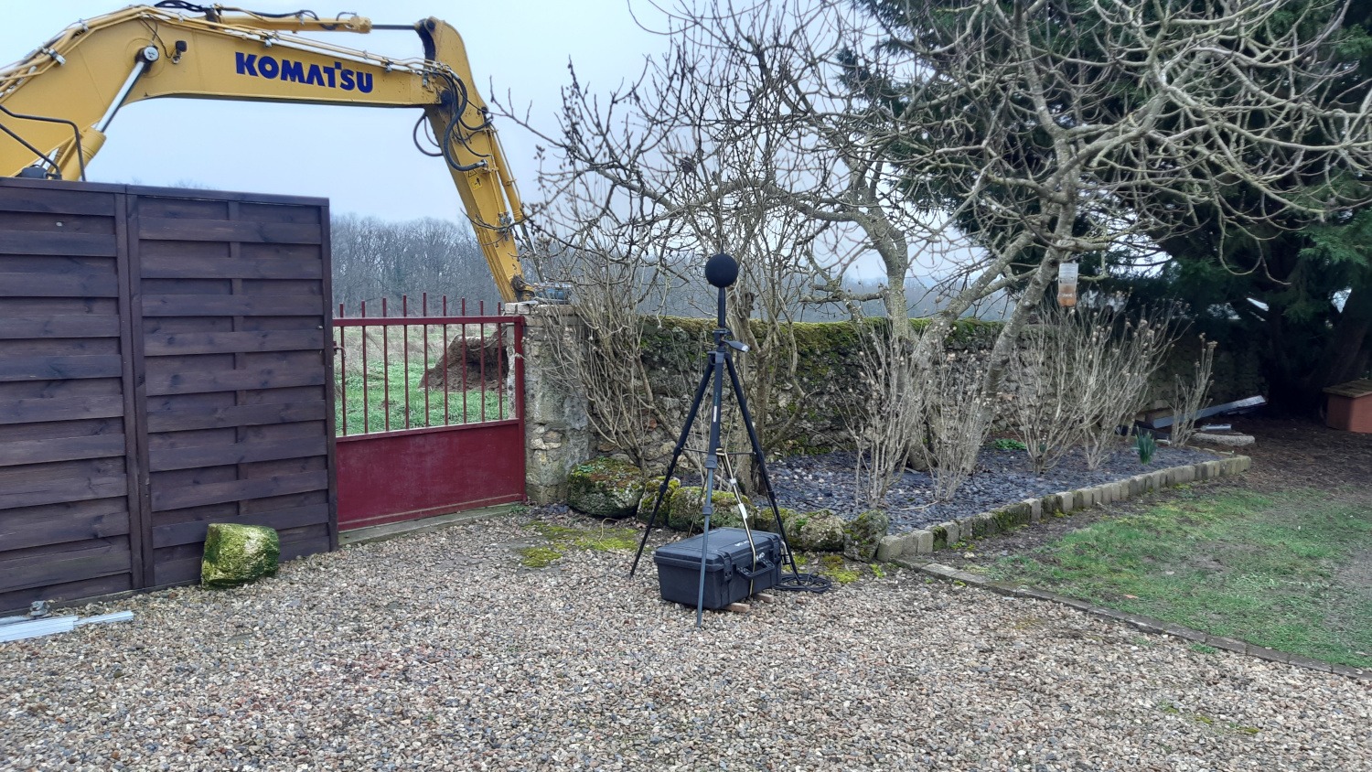 Un sonomètre installé en Zone à Emergence Réglementée (ZER)